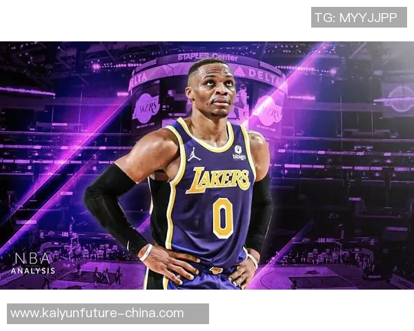 拉塞尔威斯布鲁克的篮球传奇之路与个人成长故事